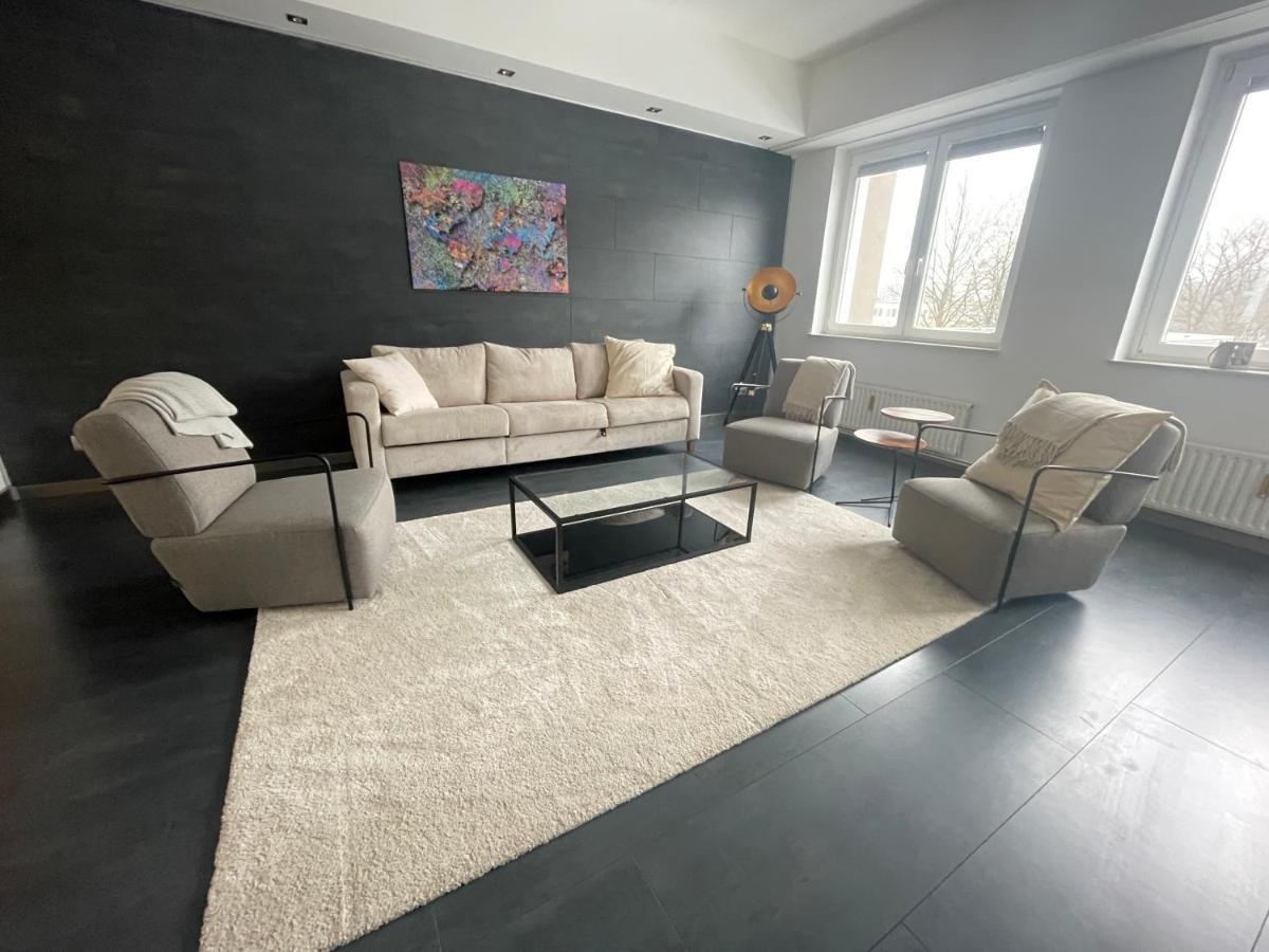 Apartamento Truretreats Design Loft Fuer 8 Personen I Riesige Kueche I Echarger I 65Z Smarttv I 150Qm Hamburgo Exterior foto
