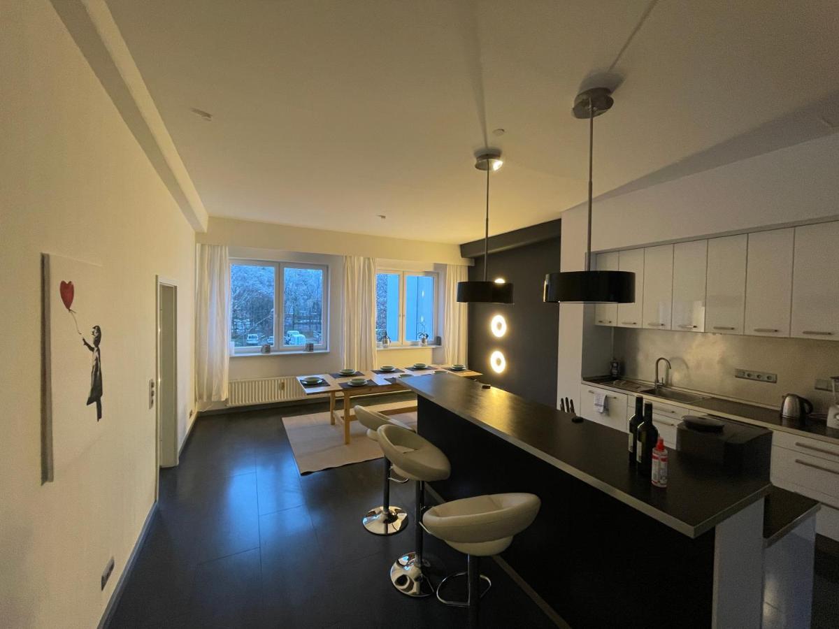 Apartamento Truretreats Design Loft Fuer 8 Personen I Riesige Kueche I Echarger I 65Z Smarttv I 150Qm Hamburgo Exterior foto